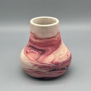 Vintage Indian River Nemadji Pottery Swirl Vase 5"